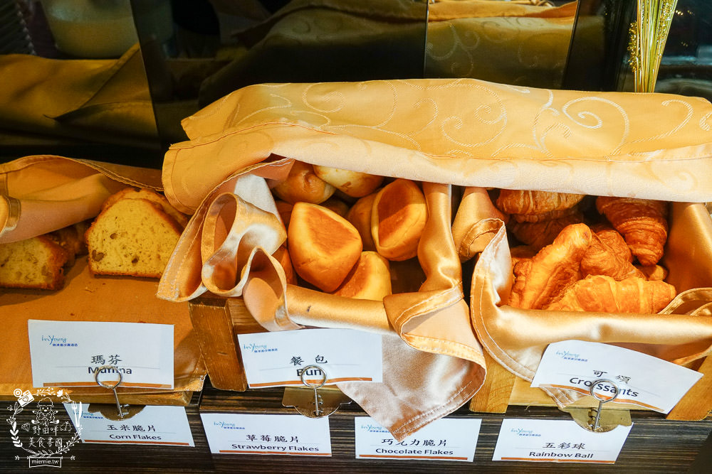 高雄[旗津道沙灘酒店]浩瀚景觀親子住宿/旗津版摩西分海導覽旅遊