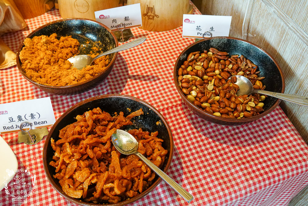 高雄[旗津道沙灘酒店]浩瀚景觀親子住宿/旗津版摩西分海導覽旅遊