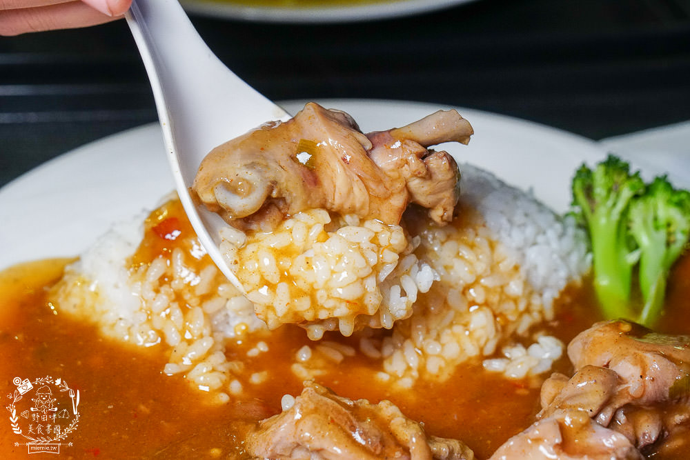 高雄[旗津道沙灘酒店]浩瀚景觀親子住宿/旗津版摩西分海導覽旅遊