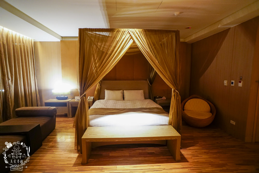 台中日光溫泉會館|大坑一泊二食的舒適泡湯住宿+SPA泡湯男女裸湯+大眾池