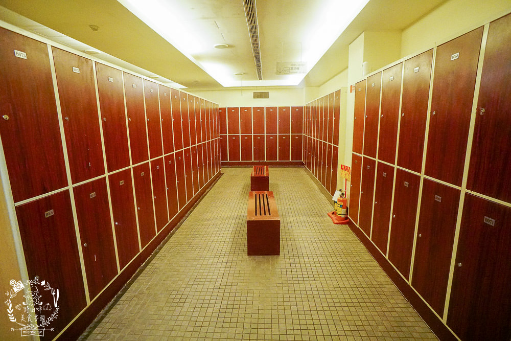 台中日光溫泉會館|大坑一泊二食的舒適泡湯住宿+SPA泡湯男女裸湯+大眾池