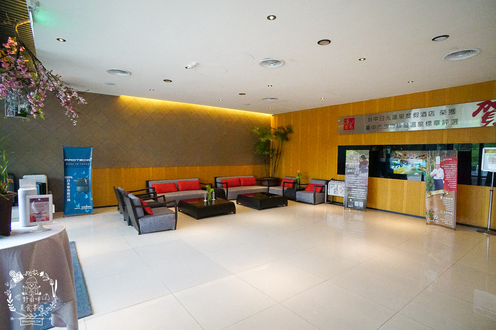 台中日光溫泉會館|大坑一泊二食的舒適泡湯住宿+SPA泡湯男女裸湯+大眾池