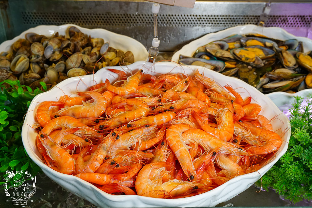 台中日光溫泉花見西餐廳~超澎湃生魚片精緻海鮮料理!厚實牛肉好銷魂R~ - 第19張圖 台中日光溫泉花見西餐廳~超澎湃生魚片精緻海鮮料理!厚實牛肉好銷魂R~