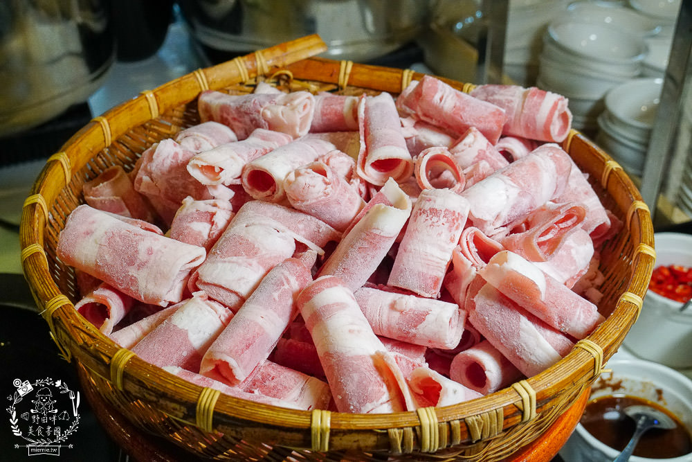 台中日光溫泉花見西餐廳~超澎湃生魚片精緻海鮮料理!厚實牛肉好銷魂R~ - 第29張圖 台中日光溫泉花見西餐廳~超澎湃生魚片精緻海鮮料理!厚實牛肉好銷魂R~