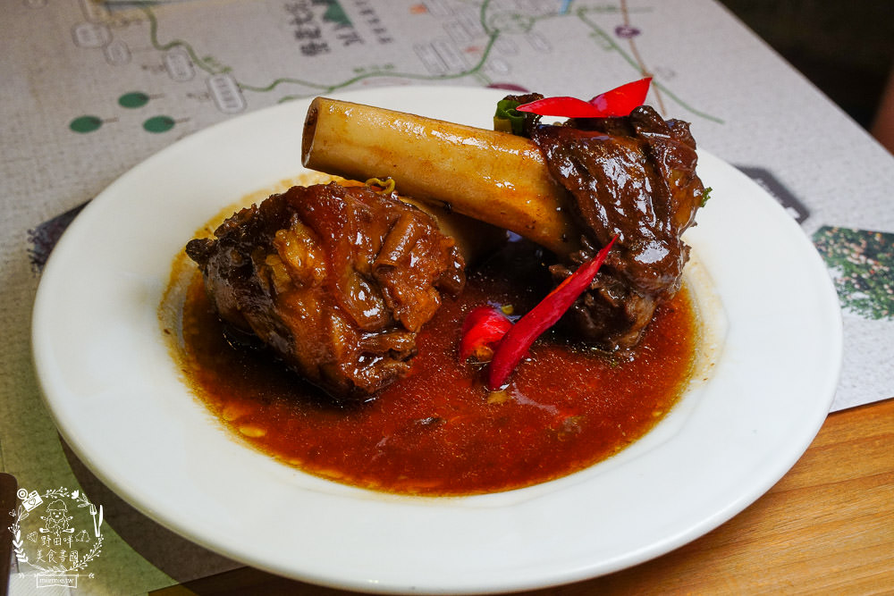 台中日光溫泉花見西餐廳~超澎湃生魚片精緻海鮮料理!厚實牛肉好銷魂R~ - 第40張圖 台中日光溫泉花見西餐廳~超澎湃生魚片精緻海鮮料理!厚實牛肉好銷魂R~