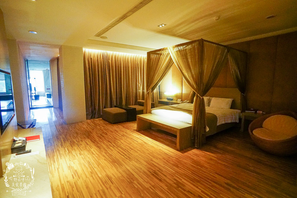 台中日光溫泉會館|大坑一泊二食的舒適泡湯住宿+SPA泡湯男女裸湯+大眾池