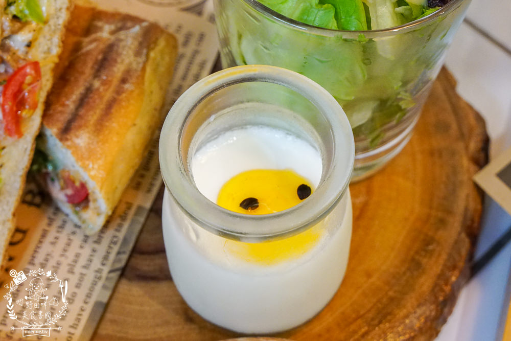 高雄[早迷鹿 Morning Deer]適合網美拍照的歐式鄉村風早午餐!每逢假日都客滿，無法訂位！