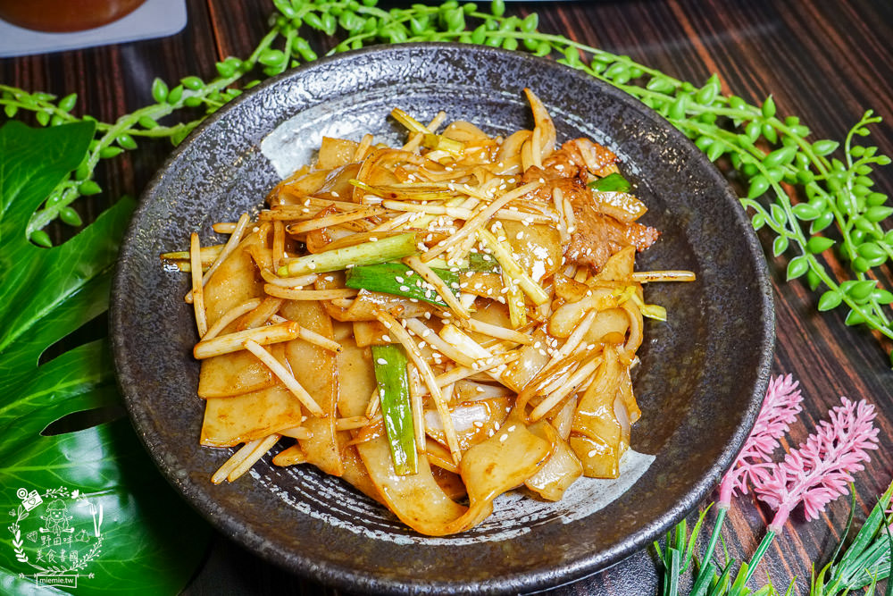 旺角餐館-鄭和店|高雄華園飯店集團旗下的超人氣港式餐廳!流沙包現點現做的爆漿美味!