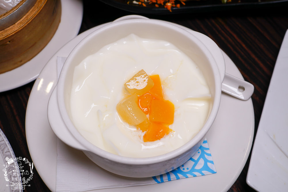 旺角餐館-鄭和店|高雄華園飯店集團旗下的超人氣港式餐廳!流沙包現點現做的爆漿美味!