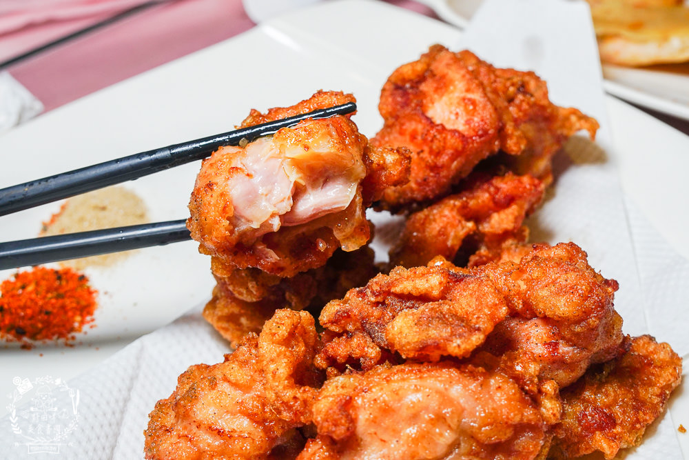 台中[星月大地景觀咖啡廳]無敵浪漫的星海夜景超療癒!暖胃又暖心的溫泉烏骨雞鍋+超夢幻蜜糖吐司!炸物爆好吃!