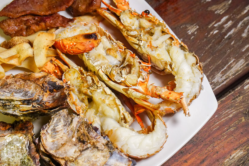 台中[星月大地景觀咖啡廳]無敵浪漫的星海夜景超療癒!暖胃又暖心的溫泉烏骨雞鍋+超夢幻蜜糖吐司!炸物爆好吃!