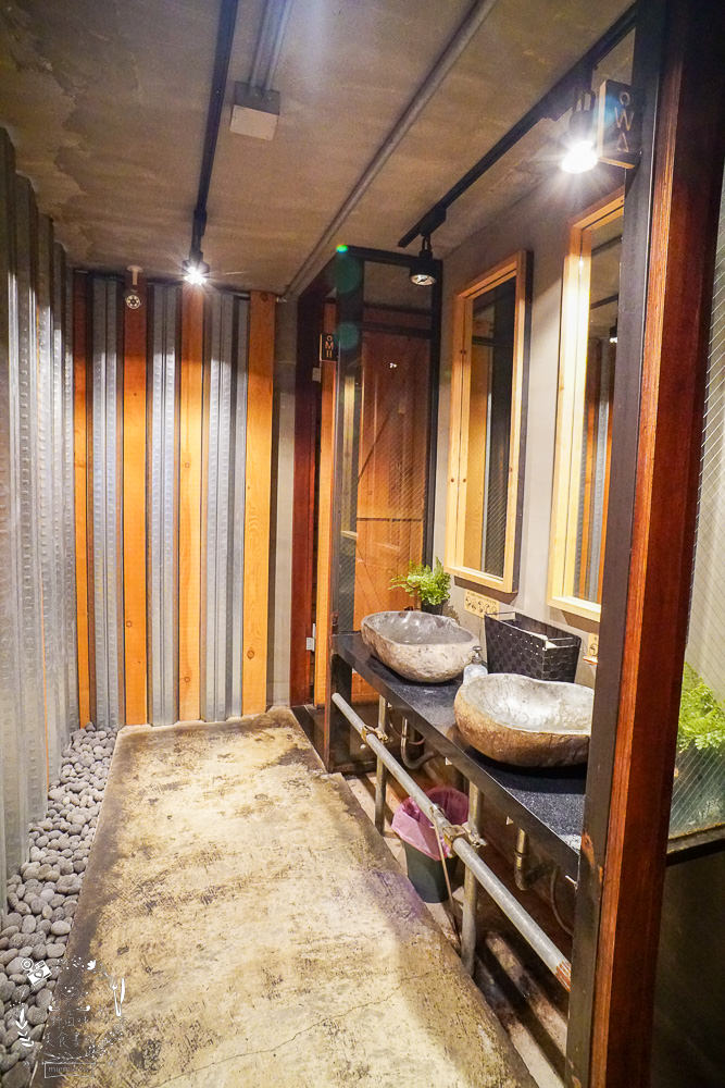 台中早午餐[春三朝午]逢甲夜市附近的超人氣早午餐!網美系的別緻工業風裝潢超好拍照der!