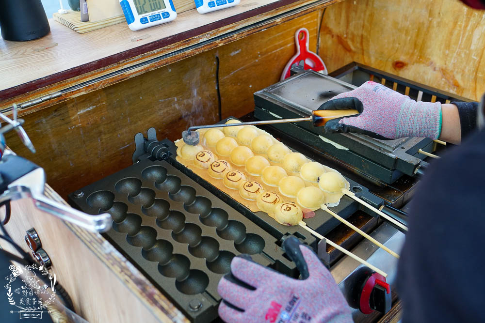 高雄[是非雞蛋燒]萌萌噠小雞串串雞蛋糕超好拍!假日可能排隊等上30分鐘?