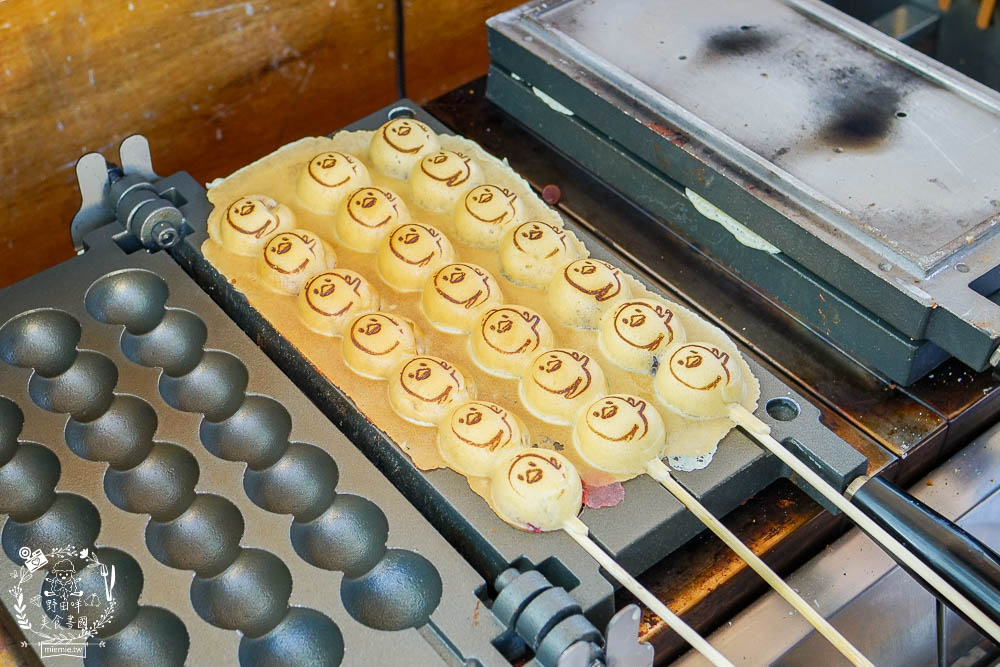 高雄[是非雞蛋燒]萌萌噠小雞串串雞蛋糕超好拍!假日可能排隊等上30分鐘?