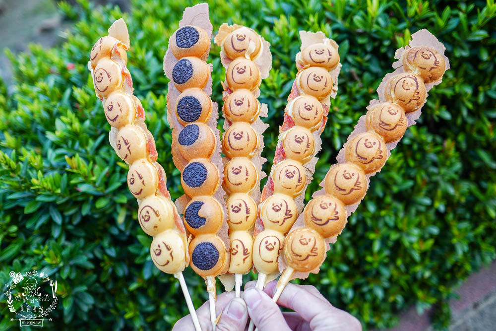 高雄[是非雞蛋燒]萌萌噠小雞串串雞蛋糕超好拍!假日可能排隊等上30分鐘?