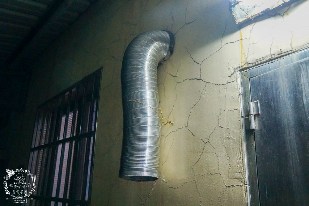 高雄排油煙機推薦[晶工牌JR-823強力牌油煙機]吸力爆強的排油煙機!25米牌風量馬達轉式2400rpm~3200rpm