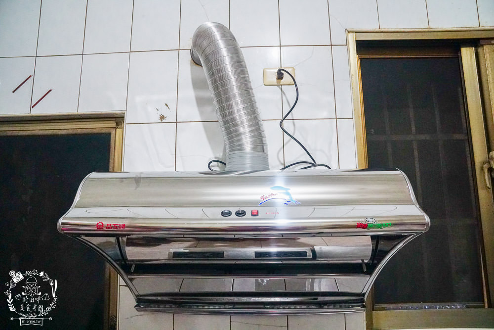 高雄排油煙機推薦[晶工牌JR-823強力牌油煙機]吸力爆強的排油煙機!25米牌風量馬達轉式2400rpm~3200rpm