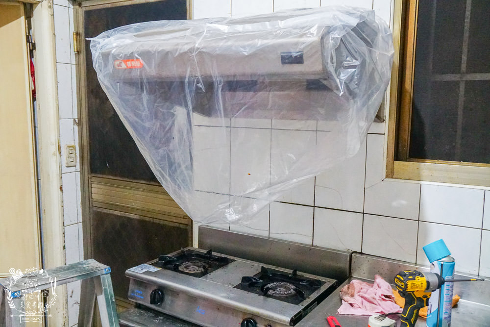 高雄排油煙機推薦[晶工牌JR-823強力牌油煙機]吸力爆強的排油煙機!25米牌風量馬達轉式2400rpm~3200rpm