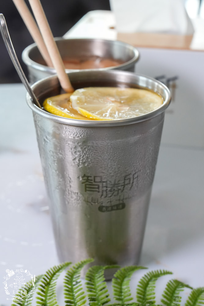 高雄[智勝所香港餐廳]香港廚師經營的楠梓港式餐廳!連平日都要排隊候位的人氣港式飲茶!