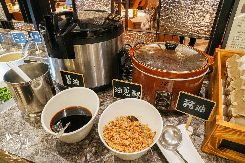 高雄麗尊酒店[木櫃工廠創意鍋物]超澎湃破百種食材只要588火鍋吃到飽,還不分平假日?居然有螃蟹?