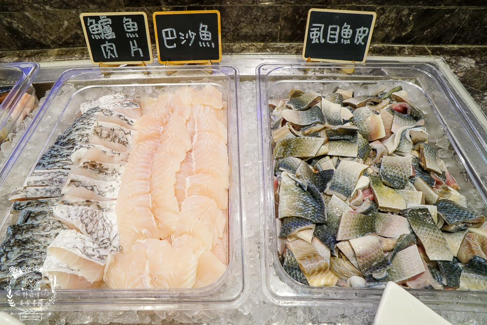 高雄麗尊酒店[木櫃工廠創意鍋物]超澎湃破百種食材只要588火鍋吃到飽,還不分平假日?居然有螃蟹?