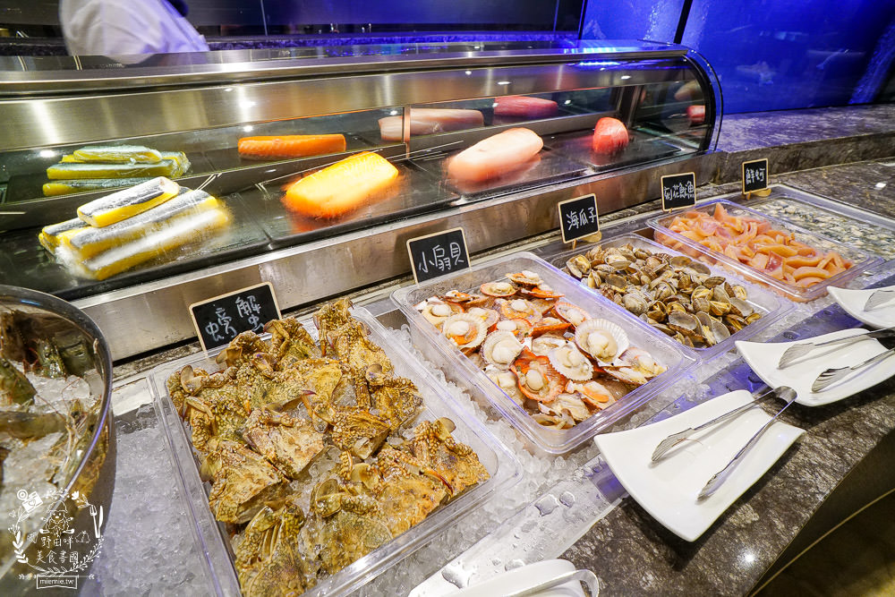 高雄麗尊酒店[木櫃工廠創意鍋物]超澎湃破百種食材只要588火鍋吃到飽,還不分平假日?居然有螃蟹?