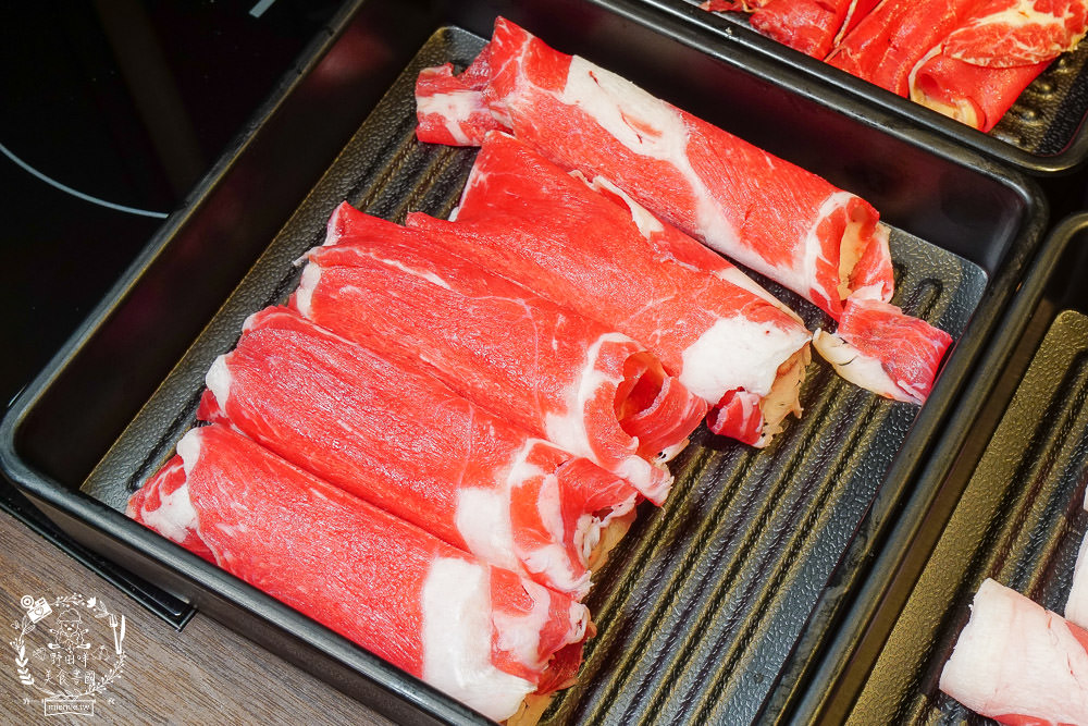 高雄麗尊酒店[木櫃工廠創意鍋物]超澎湃破百種食材只要588火鍋吃到飽,還不分平假日?居然有螃蟹?