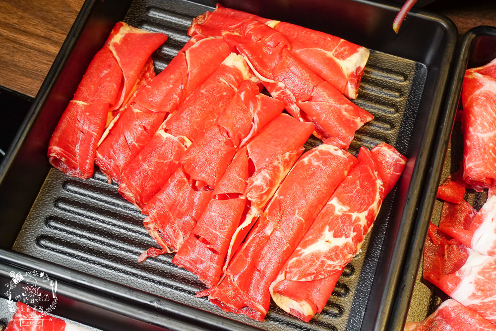 高雄麗尊酒店[木櫃工廠創意鍋物]超澎湃破百種食材只要588火鍋吃到飽,還不分平假日?居然有螃蟹?