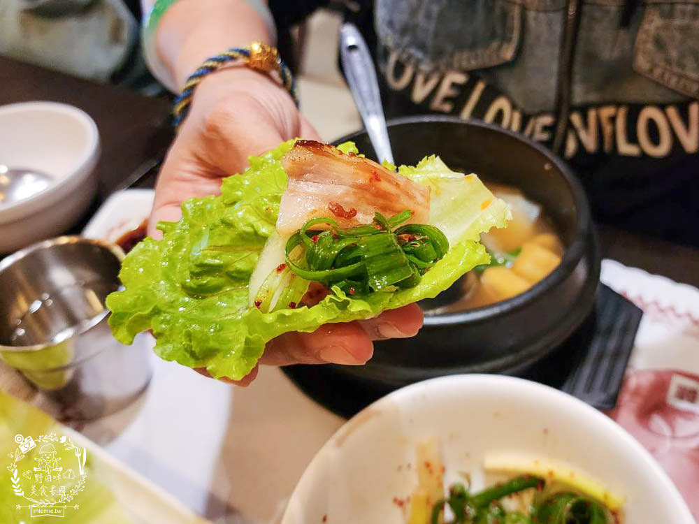 高雄|本味樂活韓食|韓國老闆開的超人氣鳳山韓國料理店!超道地韓國口味必推豆腐鍋!文山特區韓式料理推薦! - 第27張圖 高雄|本味樂活韓食|韓國老闆開的超人氣鳳山韓國料理店!超道地韓國口味必推豆腐鍋!文山特區韓式料理推薦!