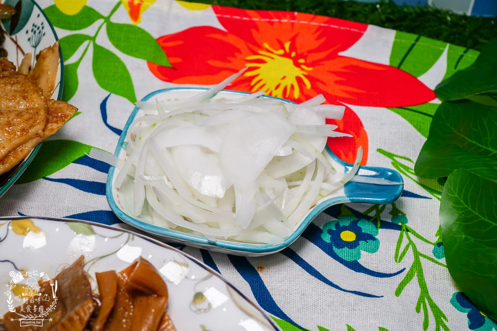 李媽媽的櫥窗滷味|從仁武一路紅到楠梓冰鎮滷味來到高雄市區啦!常常提早完售建議早點購買! - 第14張圖 李媽媽的櫥窗滷味|從仁武一路紅到楠梓冰鎮滷味來到高雄市區啦!常常提早完售建議早點購買!