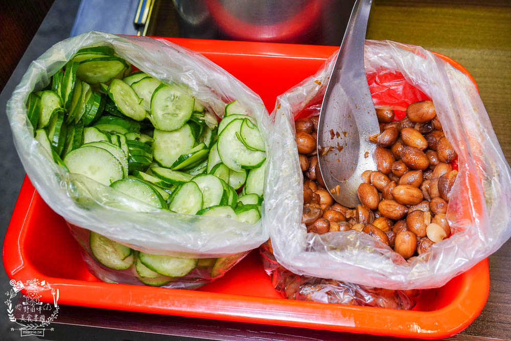 高雄[李媽媽の櫥窗滷味]常常提早完售的超人氣冰鎮滷味!從仁武一路紅到楠梓的滷味!