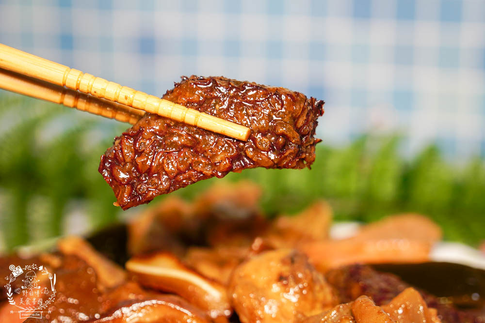 高雄[李媽媽の櫥窗滷味]常常提早完售的超人氣冰鎮滷味!從仁武一路紅到楠梓的滷味!