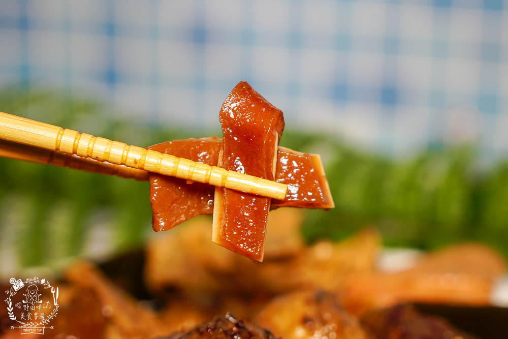 高雄[李媽媽の櫥窗滷味]常常提早完售的超人氣冰鎮滷味!從仁武一路紅到楠梓的滷味!