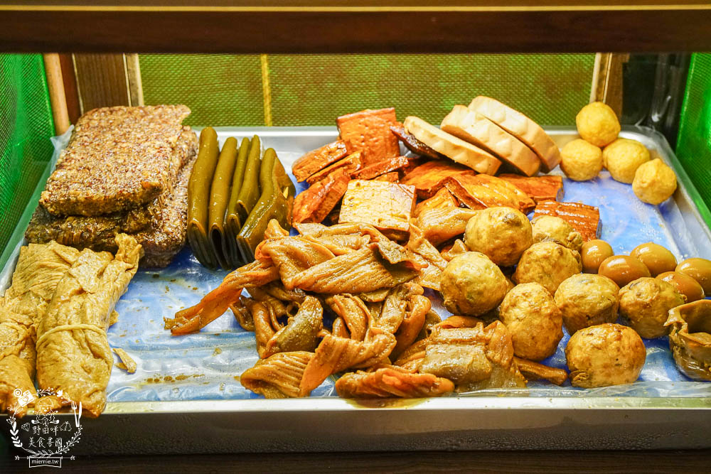 高雄[李媽媽の櫥窗滷味]常常提早完售的超人氣冰鎮滷味!從仁武一路紅到楠梓的滷味!