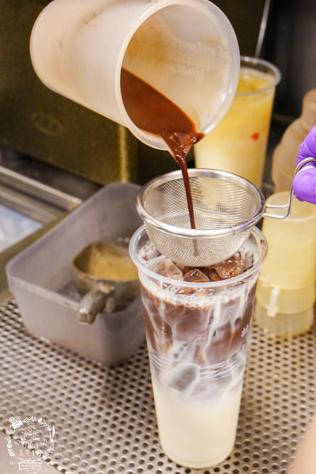 杜芳子古味茶鋪(鳳山店)超好拍的復古茶飲店鳳山也喝的到囉!A級牧場禾香鮮乳香醇濃厚超好喝! - 第31張圖 杜芳子古味茶鋪(鳳山店)超好拍的復古茶飲店鳳山也喝的到囉!A級牧場禾香鮮乳香醇濃厚超好喝!