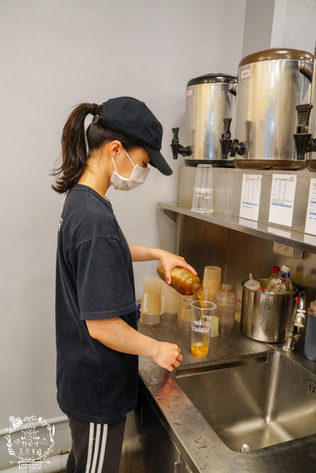 杜芳子古味茶鋪(鳳山店)超好拍的復古茶飲店鳳山也喝的到囉!A級牧場禾香鮮乳香醇濃厚超好喝! - 第11張圖 杜芳子古味茶鋪(鳳山店)超好拍的復古茶飲店鳳山也喝的到囉!A級牧場禾香鮮乳香醇濃厚超好喝!