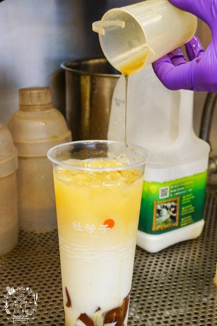 杜芳子古味茶鋪(鳳山店)超好拍的復古茶飲店鳳山也喝的到囉!A級牧場禾香鮮乳香醇濃厚超好喝! - 第21張圖 杜芳子古味茶鋪(鳳山店)超好拍的復古茶飲店鳳山也喝的到囉!A級牧場禾香鮮乳香醇濃厚超好喝!