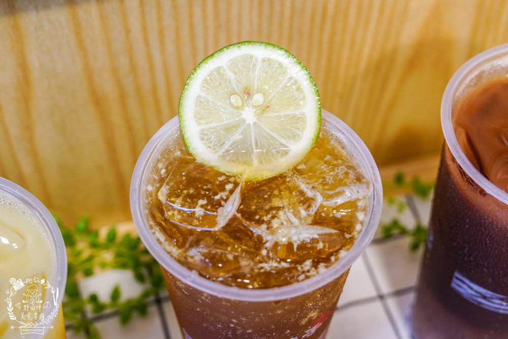 杜芳子古味茶鋪(鳳山店)超好拍的復古茶飲店鳳山也喝的到囉!A級牧場禾香鮮乳香醇濃厚超好喝! - 第25張圖 杜芳子古味茶鋪(鳳山店)超好拍的復古茶飲店鳳山也喝的到囉!A級牧場禾香鮮乳香醇濃厚超好喝!