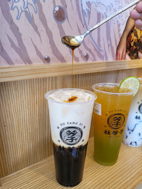 杜芳子古味茶鋪!南部首間進駐高雄瑞豐商圈!復古茶飲店好拍好喝推薦~