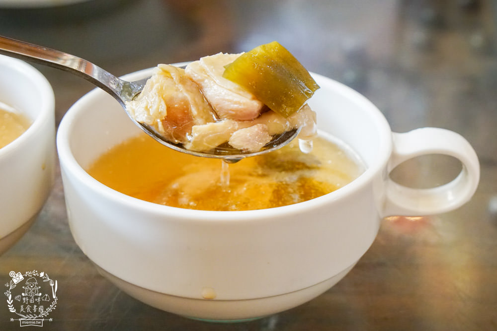 東坡醉月餐館|高雄598元有高達80種選項的中式料理吃到飽!古香古色的裝潢環境用餐氛圍好清幽!