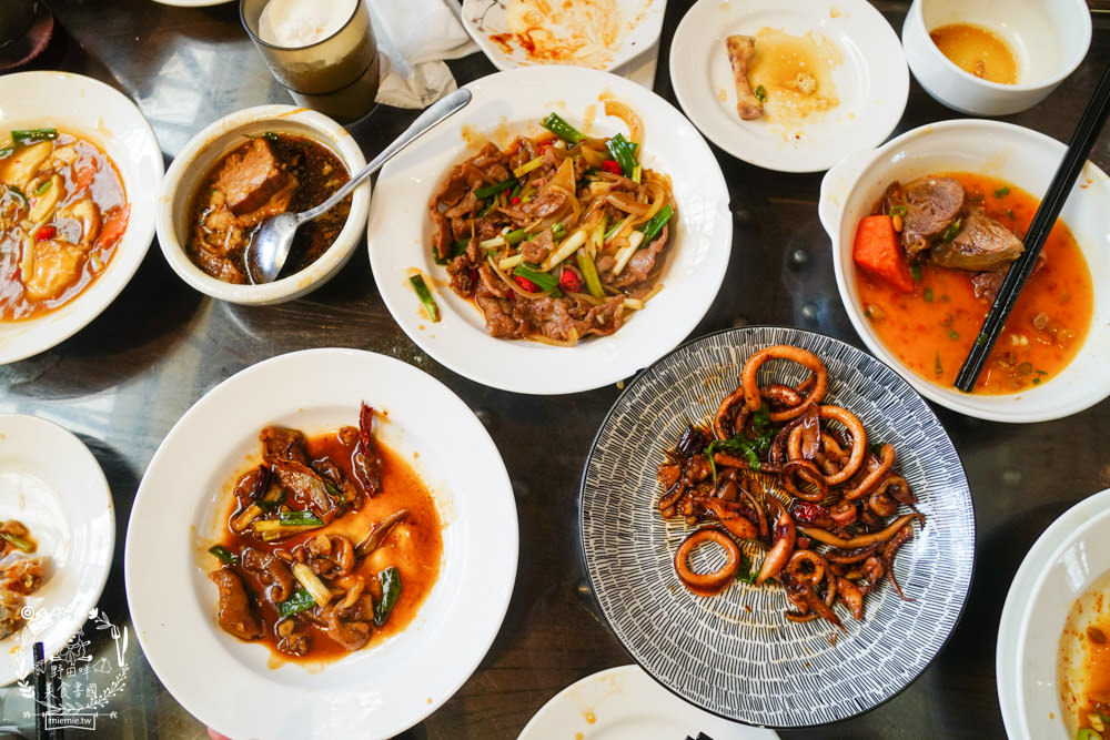 東坡醉月餐館|高雄598元有高達80種選項的中式料理吃到飽!古香古色的裝潢環境用餐氛圍好清幽!