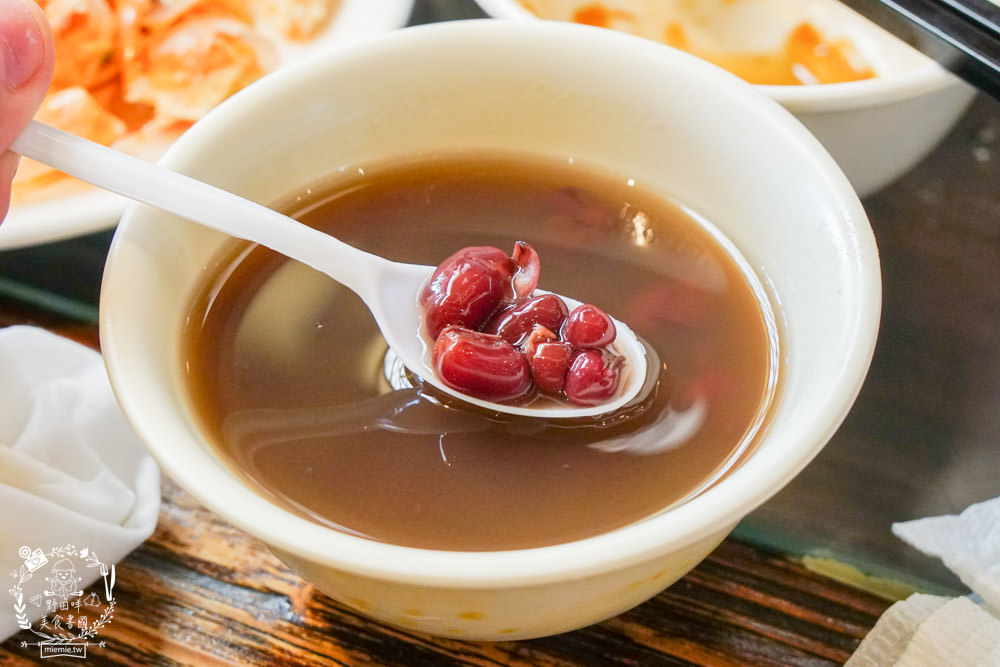 東坡醉月餐館|高雄598元有高達80種選項的中式料理吃到飽!古香古色的裝潢環境用餐氛圍好清幽!