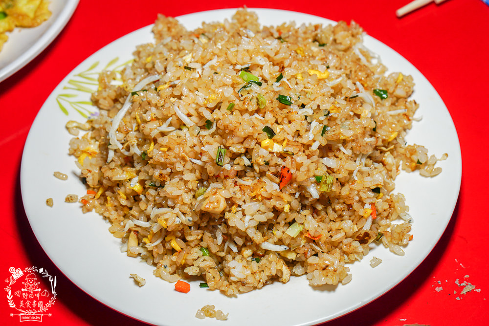 枋寮美食推薦[龍炭烤熱炒火鍋]枋寮欣賞港邊船隻與夕陽餘暉的景觀餐廳!午仔魚一夜干人氣必點!