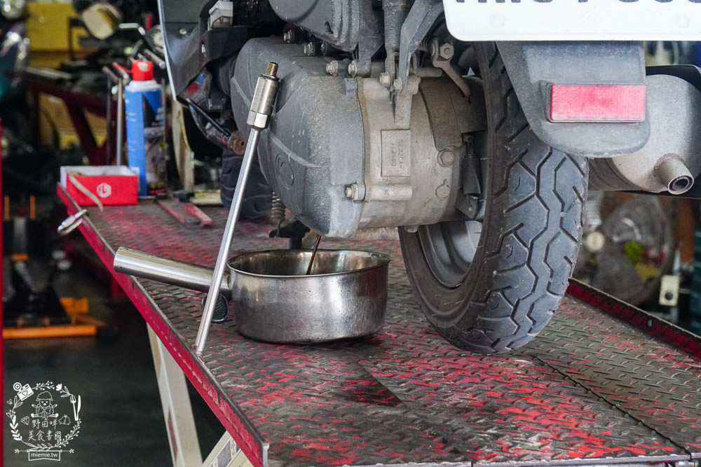 屏東枋寮一日遊美食景點推薦!台版小希臘海景餐廳|在地人推薦的隱藏版小吃|魚港風情串燒店|物美價廉服飾店|價格公道機車行|520親子簡餐