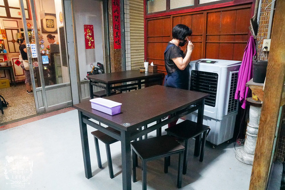 高雄[林冠均重慶麻辣麵食堂]超香辣紅油炒手x酸辣粉香麻過癮!