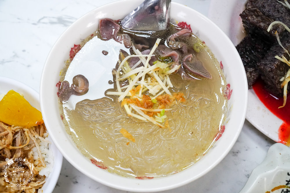 高雄[林天生肉燥飯]鳳山在地人推薦的老字號銷魂豬腦湯!中華夜市美食推薦!