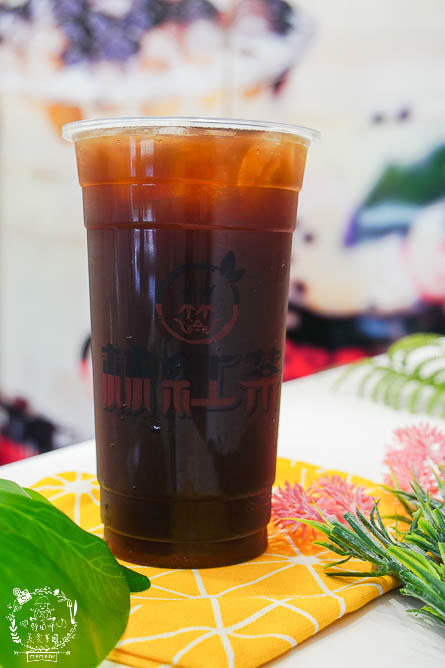 高雄[林紅茶專賣店建工店]純天然香水鮮奶茶可以喝出漸層口味?高CP值的超搞剛手炒糖喝起來很安心!