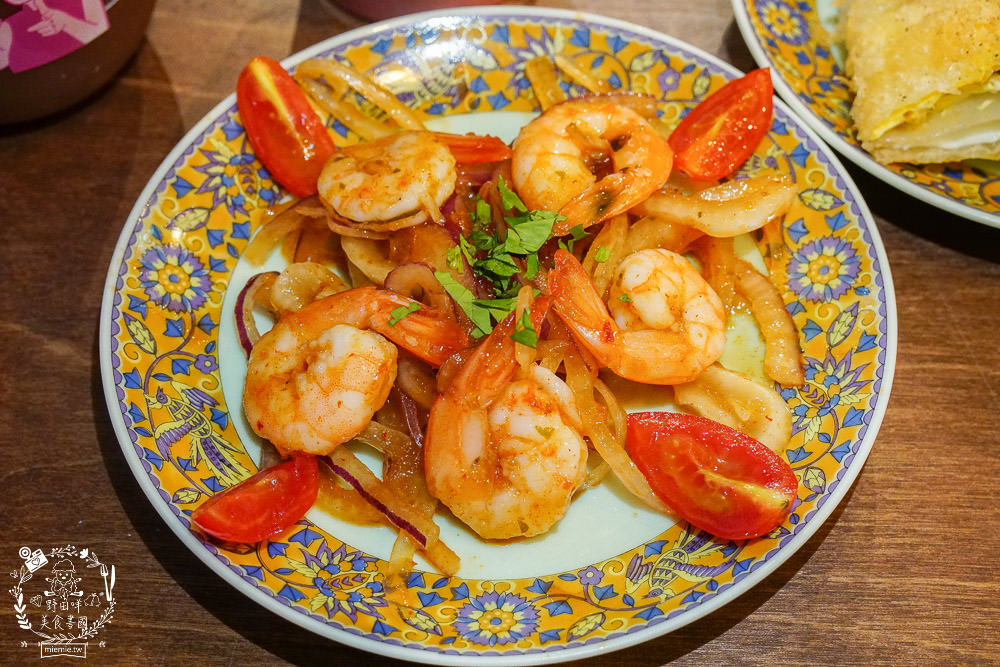 高雄[桂桃嬤販麵洋行]超復古的馬來西亞麵攤來到文山特區囉!肉骨茶麵湯頭超銷魂~