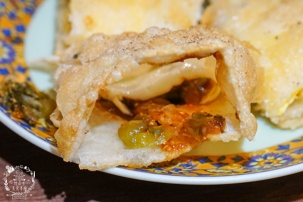 高雄[桂桃嬤販麵洋行]超復古的馬來西亞麵攤來到文山特區囉!肉骨茶麵湯頭超銷魂~