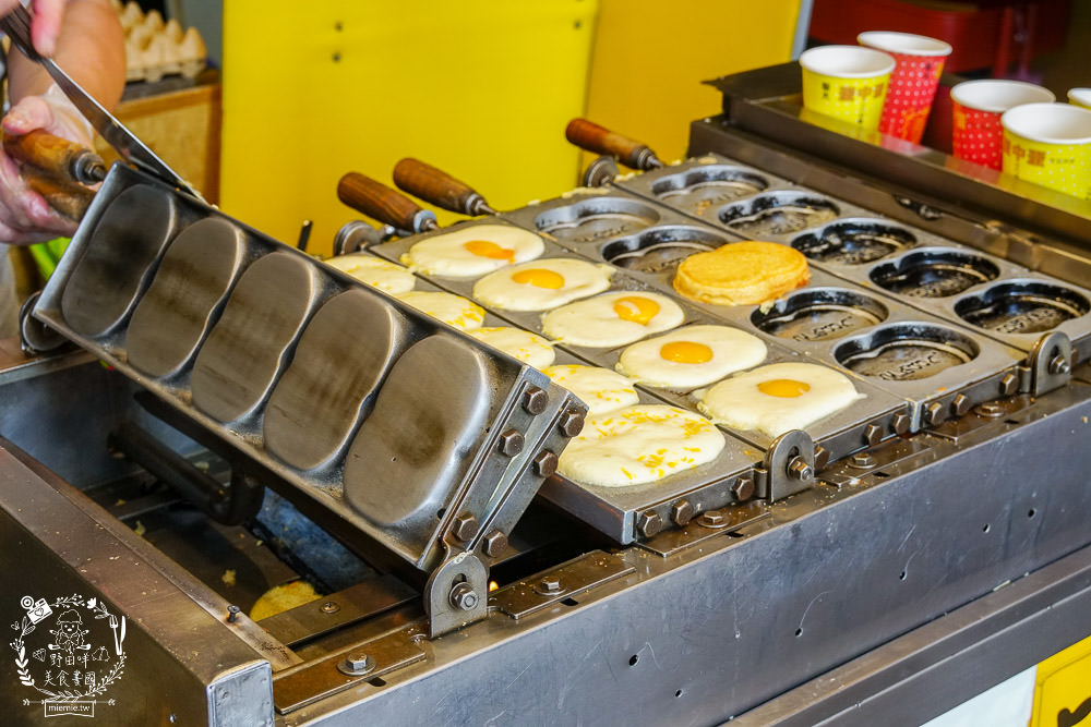 高雄梨大蛋中蛋!旗山老街超人氣必吃美食!香濃的雙重起司+紅麴酵素飼養雞蛋超銷魂!